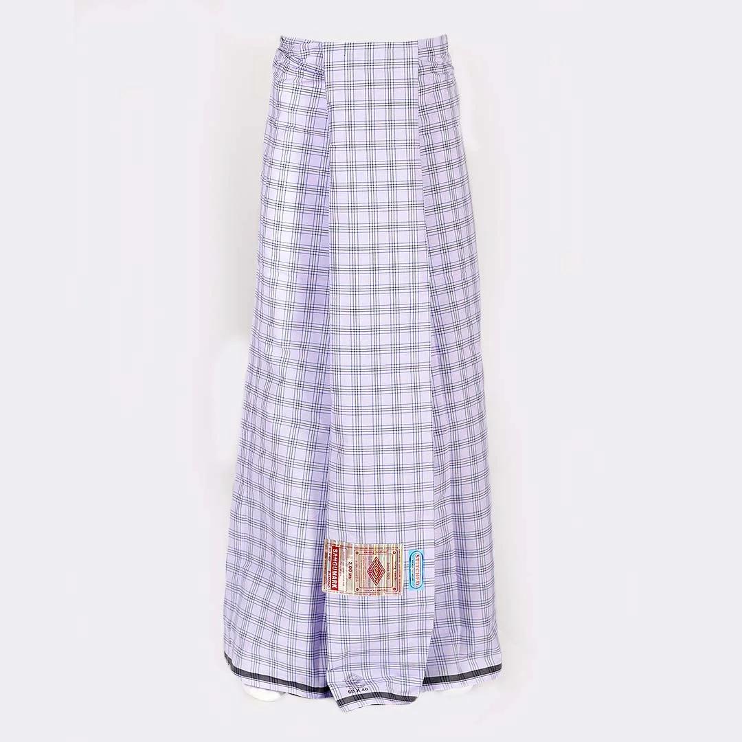 Diamond Medium Checked White Color Stitched